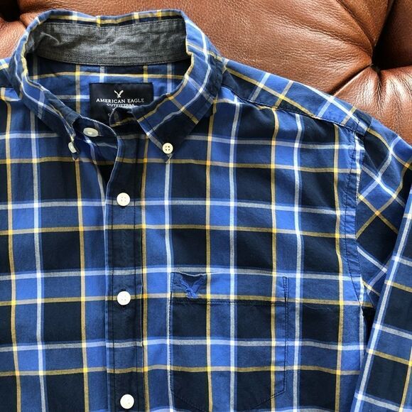American Eagle Outfitters Plaid Buttondown Mens XS - Picture 2 of 5